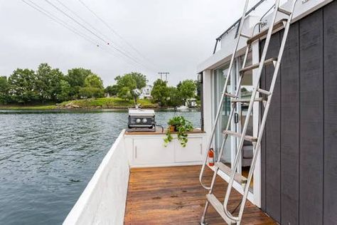 Midcentury Modern Houseboat (0 Photo) - Dwell Gibson Houseboat, Houseboat Interiors, Houseboat Living, Modern Outdoor Spaces, Porch Deck, Wood Patio, Houseboat, Small Patio, Patio Porch