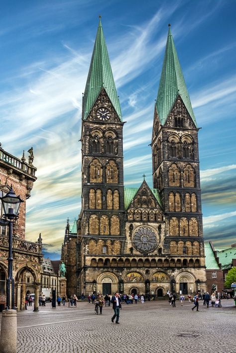 25 Best Things to Do in Bremen (Germany) - The Crazy Tourist Beautiful Cathedrals, Koblenz Germany, Dreamy Destinations, Bremen Germany, Germany Photography, Cities In Germany, Travel Germany, Beautiful Castles, The Crazy