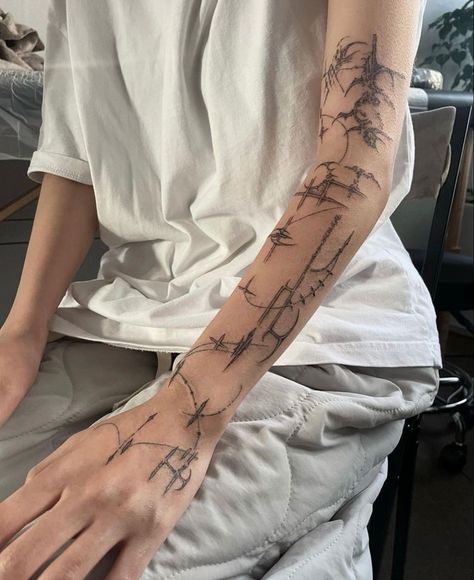 Tattoo Ideas Summer, Dark Tattoo Ideas, Gotik Tattoo, Cyberpunk Tattoo, Feminine Tattoo Sleeves, Sigil Tattoo, Sketch Tattoo Design, Dark Tattoo, Black Ink Tattoos