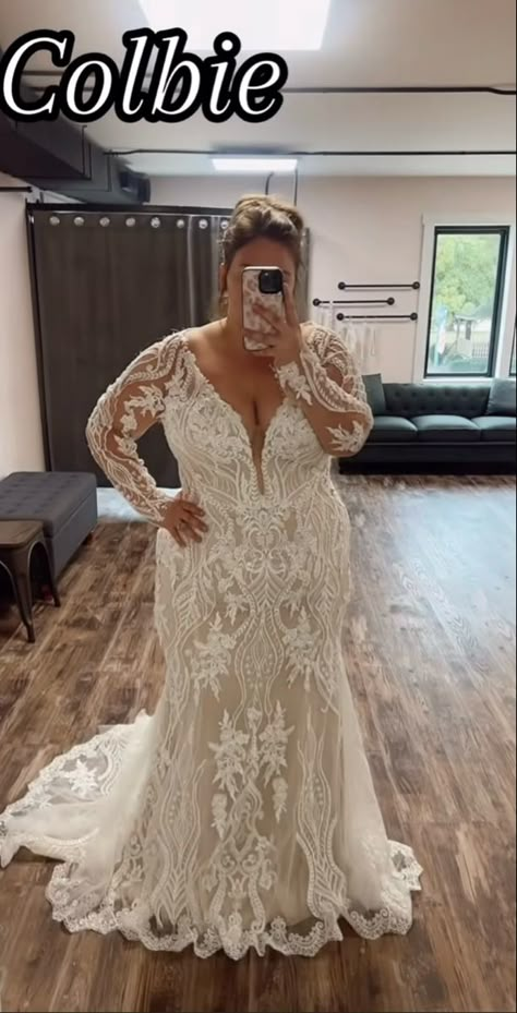 Plus Size Wedding Dresses With Sleeves Rustic, Plus Size Spanish Style Wedding Dress, Non Traditional Wedding Dress Plus Size Rustic, Curvy Lace Wedding Dress, Second Wedding Ideas Dresses, Plus Size Hourglass Wedding Dress, Plus Size Wedding Dresses Long Sleeve, Size 14-16 Wedding Dresses, Baroque Waist Wedding Dress