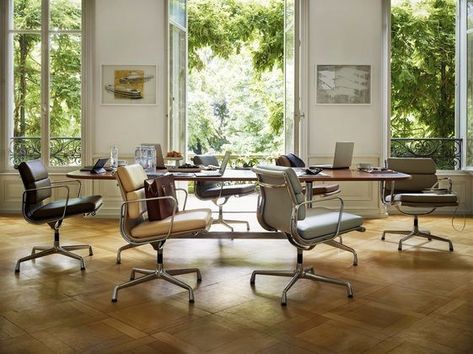 Eames Table, Eames Office Chair, Irish Interiors, Eames Office, Best Office Chair, Charles Ray, Eames Chairs, Charles Eames, Workspace Design