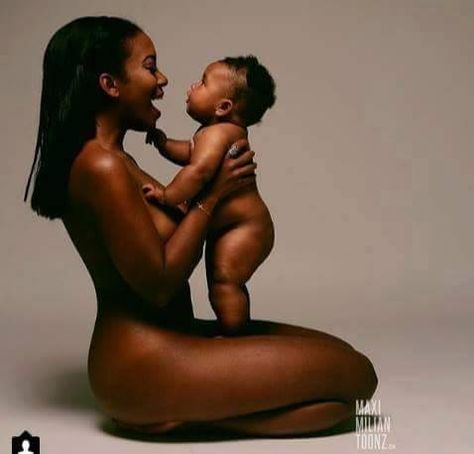 Black Mother Nature, Natural Hair Pictures, Rich Hair, African American Hair, Motherly Love, Female Poets, Mothers And Daughters, Poems Beautiful, Black Families