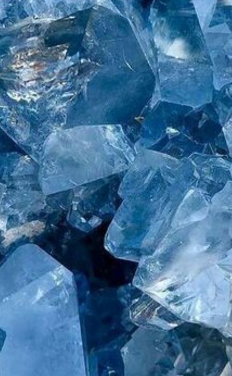 Blue Celestite, Celestite Crystal, Rutilated Quartz Crystal, Crystal Aesthetic, Crystal Geode, Aesthetic Blue, Minerals And Gemstones, The Calm, Blue Skies