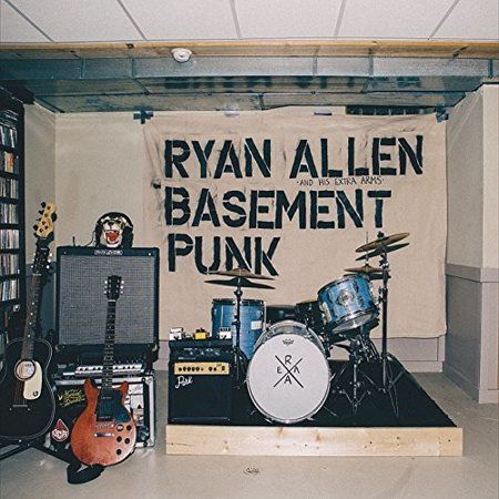 Punk Room Ideas, Punk Bedroom Aesthetic, Room Aesthetic Grunge, Punk Bedroom, Rock Bedroom, 80s Room Aesthetic, Punk Room, 90s Room, Everything In Moderation