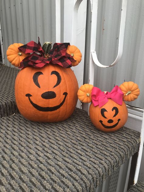 Minnie Mouse Pumpkin Mickey And Minnie Pumpkin Painting, Minnie Mouse Painted Pumpkin, Fall Minnie Mouse Birthday Party, Minnie Pumpkin Painting, Minnie Mouse Pumpkin Painting, Fall Baby Birthday Party Ideas, Minnie Mouse Halloween Birthday Party, Carving Pumpkins Ideas, Fall Baby Birthday