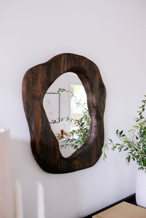 Wooden Frame Mirror Diy, Wood Slice Mirror, Cool Shaped Mirror, Organic Wood Furniture, Odd Shaped Mirrors, Organic Wood Mirror, Organic Mirror Shape, Diy Wooden Mirror Frame, Organic Shape Mirror