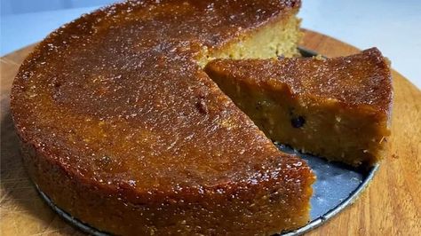 Jamaica Sweet Potato Pudding Recipe, Jamaican Sweet Potato Pudding Recipes, Jamaican Sweet Potato Recipes, Grenada Food, Popular Holiday Desserts, Sweet Potato Bread Pudding, Jamaican Sweet Potato Pudding, Jamaican Desserts, Okinawan Sweet Potato