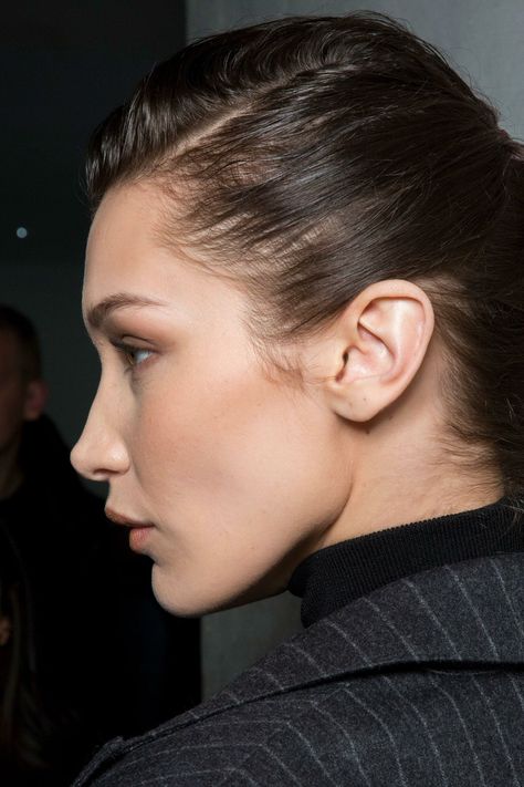 Flat Forehead Side Profile, Bella Hadid Side Profile, Bella Hadid Nose, Rhinoplasty Nose Jobs, Straight Nose, Pretty Nose, Skin Tightening Treatments, Perfect Nose, Face Profile