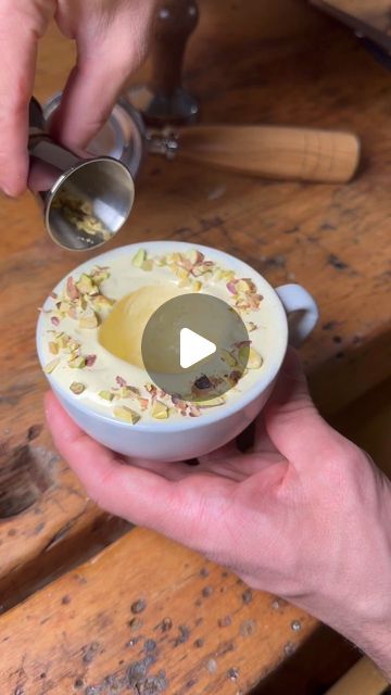 Goran Dujic on Instagram: "Spring Pistachio Affogato 💚OMG how good that was 
Ask @iam_marinko 😃😎" Afogato Desserts, Pistachio Cappuccino, Pistachio Affogato, Affogato Aesthetic, Cafe Food Ideas, Menu For Cafe, Chocolate Bar Cakes, Espresso Dessert, Affogato Recipe