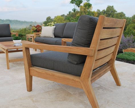 The Algarve deep seating sofa has a transitional look developed by Kingsley Bate available in Nashville including Mount Juliet TN. Pieces are interpreted in premium solid teak to ensure years of enjoyment. Wooden Patio Furniture, Elegant Outdoor Furniture, Teak Patio Furniture, Teak Lounge Chair, Teak Outdoor Furniture, Backyard Furniture, Outdoor Furniture Plans, Teak Furniture, Diy Outdoor Furniture