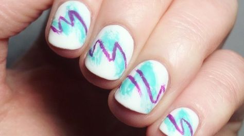 Decide to do a tutorial for my solo jazz cup nails from a few months ago! Jazz Cup Nails, 90s Cup Nails, Nail Art 90s, 90s Nails Trends, 90s Cup Design, 1990s Nails, 80s Nail Designs, Rainbow Glitch, Geometric Nail Designs