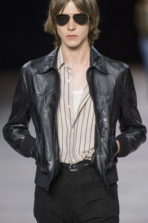 Celine Spring 2020 Men's Fashion Show Details | The Impression Vintage Rock Outfits Men, Mens Rock And Roll Fashion, 70s Fashion Men Rock, Mens Rock Fashion, Rock And Roll Outfits For Men, Rock Outfit Men, 70s Rock Fashion, Celine Menswear, Rock Style Fashion