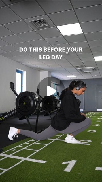 Sannah Amani on Instagram: "Dynamic Warmup = Enhanced Lifts 🏋️‍♂️🤝🏽  SAVE FOR LATER 👏🏽  45 seconds per movement, repeat twice!   A dynamic warm up before your lifts is super crucial so whatever you do DO NOT skip it trust me, it’s not worth it 🤣  This warm up I do before every leg day increases blood flow, warms & primes the muscles as well as bettering your flexibility which reduces risk of an injury! You’ll really feel the difference in your lifts!   Whole fit is @oneractive always 👏🏽  #dynamicwarmup #fitness #fitspo #gym #gymmotivation #warmup #gymwarmup #fit #dynamicstretching #stretching #howto #howtostretch #howtowarmup #legday #glutes #legdayworkout #fitnessreels #gymreels" Leg Day Warm Up Stretches, Leg Warm Up Exercises, Gym Warm Up Exercises, Leg Day Warm Up, Dynamic Stretching Warmup, Dynamic Warmup, Leg Warm Up, Gym Leg Day, Gym Warm Up