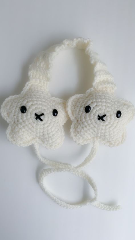 Cute Crochet Earmuffs, Earmuffs Crochet, Crochet Earmuffs, Crochet Things, Earmuffs, Cute Crochet, Crochet Ideas, Nail Inspo, Crochet Projects