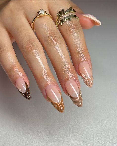 Short Almond Shaped Nails, Nagellack Trends, Almond Shape Nails, Almond Acrylic Nails, Nail Art Kit, Classy Nails, Chic Nails, Dope Nails, French Tip Nails