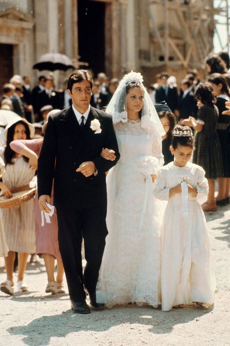 the godfather The Godfather 1972, Corleone Family, Sicilian Wedding, Don Vito Corleone, Old World Wedding, Don Corleone, Godfather Movie, Gangster Movies, Septième Art