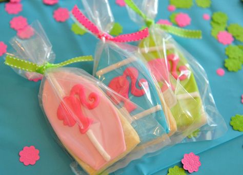 Malibu Barbie Cookies, Barbie Surfboard, Surfboard Cookies, Barbie Cookies, Beach Theme Birthday Party, Childrens Party Food, Beach Theme Birthday, Barbie Pool Party, Beach Barbie