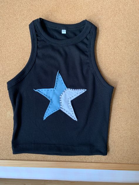 Custom Tops Aesthetic, Star Tank Top Outfit, Star Patch Shirt, Patch Tank Top, Patchwork Tank Top Diy, Upcycle Shirt Ideas, Diy Star Shirt, Patch Shirt Ideas, T Shirt Customize Diy