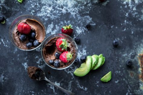 Instant Chocolate And Avocado Mousse - Cook Republic Avocado Mouse, Chocolate Avocado Mousse, Avocado Mousse, Avocado Chocolate Mousse, Low Carb Mexican, Chocolate Avocado, Chocolate Fudge Cake, Mexican Hot Chocolate, Elegant Desserts