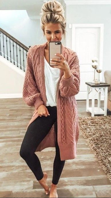 20 Cool and Cute Winter Outfits for Women #womenwinter Look Legging, Perfect Fall Outfit, Simple Fall Outfits, Legging Outfits, Cute Winter Outfits, Trendy Fall, Cute Fall Outfits, Casual Winter Outfits, 가을 패션