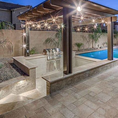 Patio To Pool Transition, Pool Entertainment Area, Modern Pool And Spa, Backyard Splash Pad, Backyard Pool Design, Dream Backyard Pool, Patio Grande, Pools Backyard Inground, Outdoor Bbq Kitchen