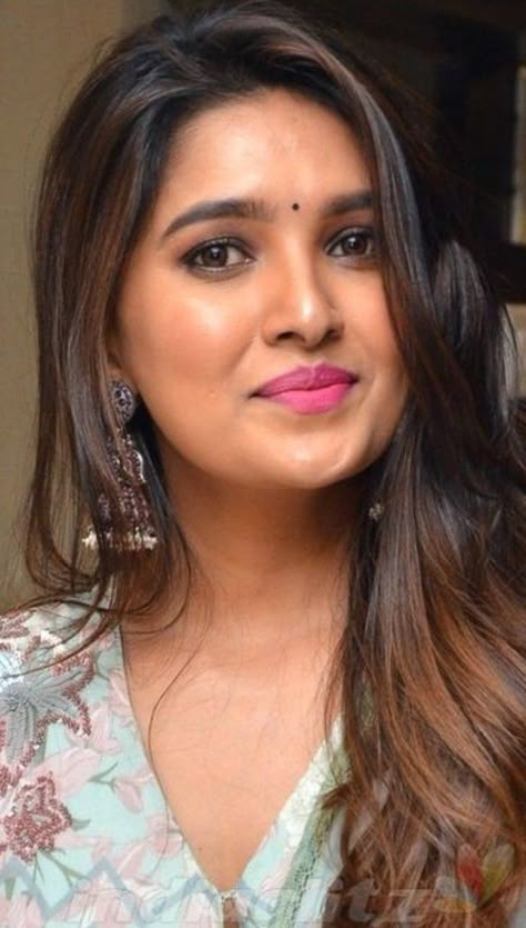 Divya Pillai, Vani Bojan, Vaani Bhojan, Tanya Ravichandran, Vani Bhojan, Beauty Crush, Long Hair Pictures, Actress Without Makeup, Anupama Parameswaran