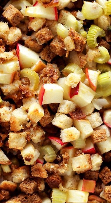 Easy Apple Stuffing Recipe – Very delicious, easy to make turkey stuffing with apples, bread cubes and herbs. #stuffing #thanksgiving #thanksgivingrecipes #turkey #apples #bread Christmas Turkey Stuffing, Apples Bread, Easy Thanksgiving Stuffing, Stuffing With Apples, Mabon Celebration, Thanksgiving Stuffing Recipe, Homemade Stuffing Recipes, Apple Stuffing, Stuffing Thanksgiving