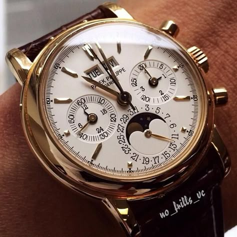 Patek Philippe Watches, Amazing Watches, Stylish Watches, Fine Watches, Classic Watches, Luxury Watches For Men, Beautiful Watches, Patek Philippe, Watch Collection