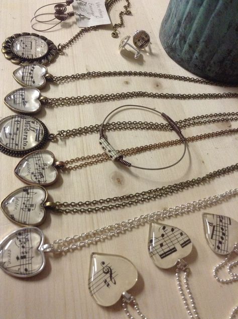 Music Inspired Jewelry, Music Themed Jewelry, Music Necklace, Music Crafts, Musical Jewelry, Music Jewelry, Magical Jewelry, Music Accessories, Funky Jewelry