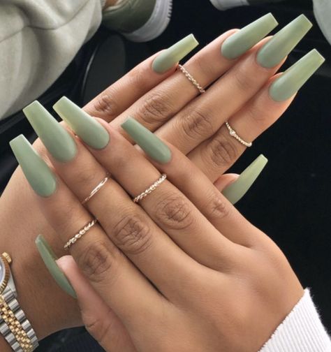 Plain Acrylic Nails, Solid Color Acrylic Nails, Matte Acrylic Nails, Green Acrylic Nails, Plain Nails, Solid Color Nails, Vintage Nails, Casual Nails, Glow Nails