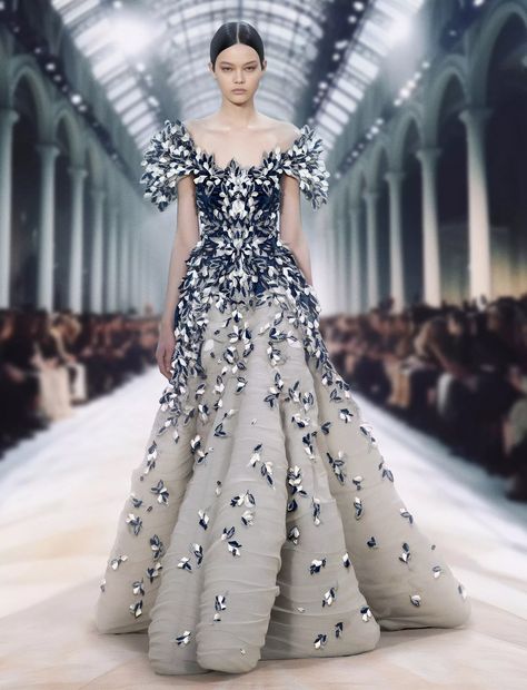 Saiid Kobeisy Fall-winter 2023-2024 - Couture Couture 2024, Saiid Kobeisy, Bridal Designers, Irina Shabayeva, Fashion Archive, Gowns Dresses Elegant, Navy Blue Dresses, Beaded Dress, Couture Collection