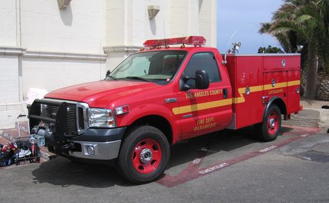 Ems Vehicles, Mobile Home Repair, Wwii Airplane, Fire Fighters, Ford F Series, Fire Apparatus, Emergency Vehicles, Fire Rescue, Fire Dept