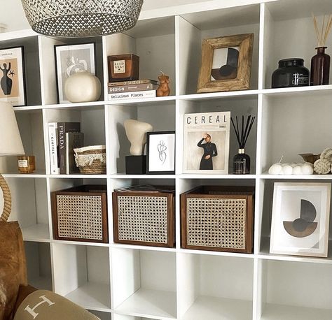 Ikea Kallax Shelf Decor, White Cube Storage Decor, Square Storage Shelves Cubbies, Ikea Cube Shelves Aesthetic, Cube Organizer Decor Ideas, Cube Shelf Styling, Kallax Styling Bedroom, White Cube Organizer Decor, Square Shelf Decor Cubbies