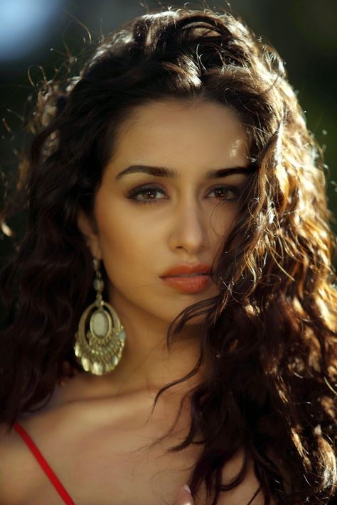 Hd Pc Wallpaper, Shraddha Kapoor Cute, Pc Wallpaper, Actors Images, Fantasy Movies, Shraddha Kapoor, Bollywood Girls, Hindi Movies, Indian Actress Hot Pics