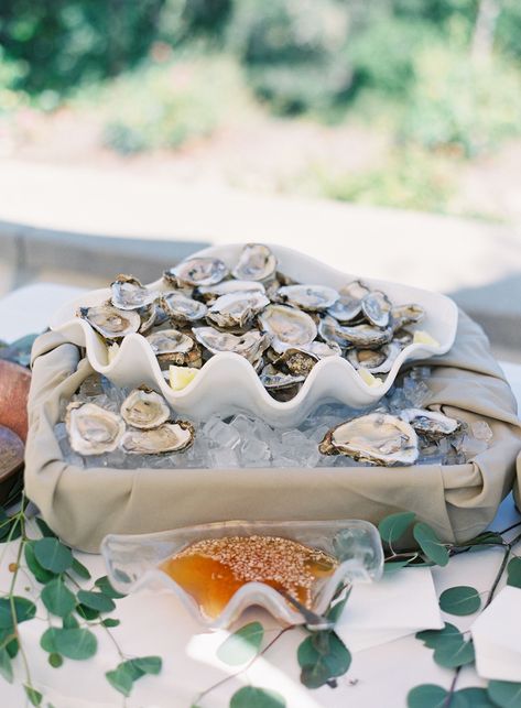 Oysters Wedding Decor, Oyster Display Wedding, Oyster Station Wedding, Oyster Bar At Wedding, Oysters At Wedding, Wedding Oyster Bar, Oyster Engagement Party, Fancy Wedding Food, Oyster Bar Wedding