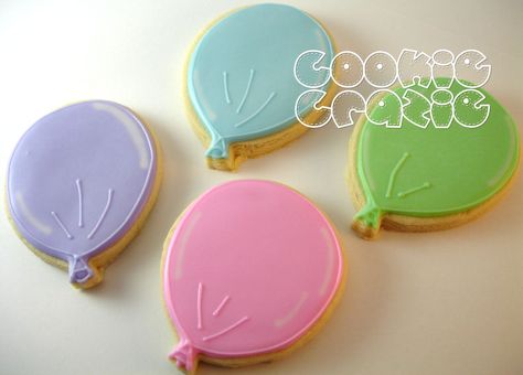 Balloon Decorated Cookies, Balloon Royal Icing Cookies, Balloon Cookies Decorated, Balloon Sugar Cookies, Birthday Biscuits, Birthday Sugar Cookies, No Bake Sugar Cookies, Balloon Cookies, Cookie Recipes Decorating