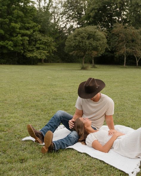 - a cowboy kind of love 🤎 . . . #ohiocouplephotographer #daytoncouplephotographer #akronphotographer #cincinnaticouplesphotographer #westernengagement #westernengagementphotos #cowboyphotoshoot #westernphotoshootinspo #ohiowestern #westerntravelphotograpgher Ohio Couple Photographer, Dayton Couple Photographer, Western Engagement Photoshoot, Engagement Inspo Couples Blanket Photoshoot, Cowboy Engagement Pictures, Engagement Photos Cowboy, Cowboy Engagement Photos, Hunting Couple, Girlfriends Photoshoot, Western Engagement Photos, Western Travel, Country Engagement Pictures