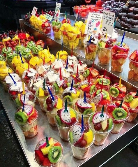 Find images and videos on We Heart Itthe app to get lost in what you love. Fruit Stand Ideas, Fruit Truck, Resturant Decor, Boutique Patisserie, Tumblr Summer, Fruits Salad, Fruit And Veg Shop, School Kitchen, Fruit Lunch