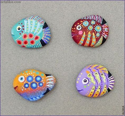 Fish Rocks, Paint Rocks, Painted Rock Animals, Painted Rocks Kids, Painted Rocks Craft, Fish Crafts, Painted Rocks Diy, Rock Painting Ideas Easy, Rock Painting Patterns