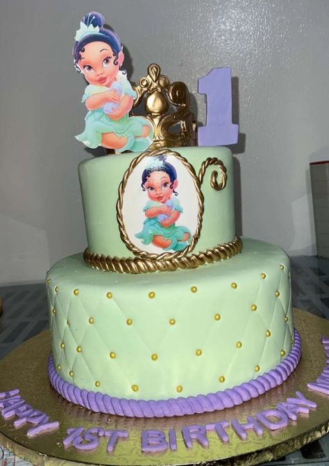 Baby Tiana Cake, Princess And The Frog Smash Cake, Tiana Cake, Tiana Birthday Party, Baby Brunch, Flat Cakes, Disney Princess Tiana, 1st Birthday Party Themes, Gender Reveal Decorations