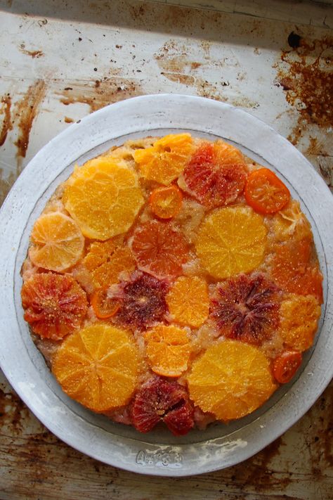 Upside Down Citrus Cake, Winter Citrus Cake, Upside Down Recipes, Winter Citrus Desserts, Orange Upside Down Cake Recipes, Tangerine Upside Down Cake, Upside Down Orange Cake, Citrus Upside Down Cake, Orange Upside Down Cake