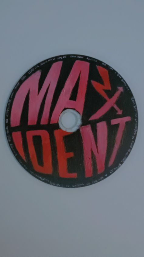 Painted SKZ CD MAXIDENT 🖤🩷 Stray Kids cd! Stray Kids Painting Ideas, Supw Project, Skz Painting, Cd Drawing, Maxident Stray Kids, Dvd Art, Cd Painting, Character Sheet Template, Kids Zoo