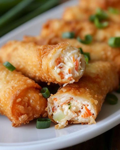 Stuffed Egg Roll Recipes, Crab Ragoons Eggrolls, Recipes Using Spring Roll Wrappers, Different Kinds Of Egg Rolls, Wonton Noodles Recipe, Fun Egg Roll Recipes, Lobster Egg Rolls, Crab Egg Rolls Recipes, Egg Roll Ideas