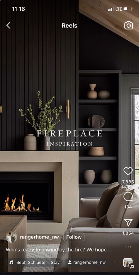 Corner Fireplace Makeover, Fireplace Feature Wall, Fireplace Designs, Bg Design, Fireplace Built Ins, Fireplace Remodel, Fireplace Makeover, Cozy Fireplace, Modern Fireplace