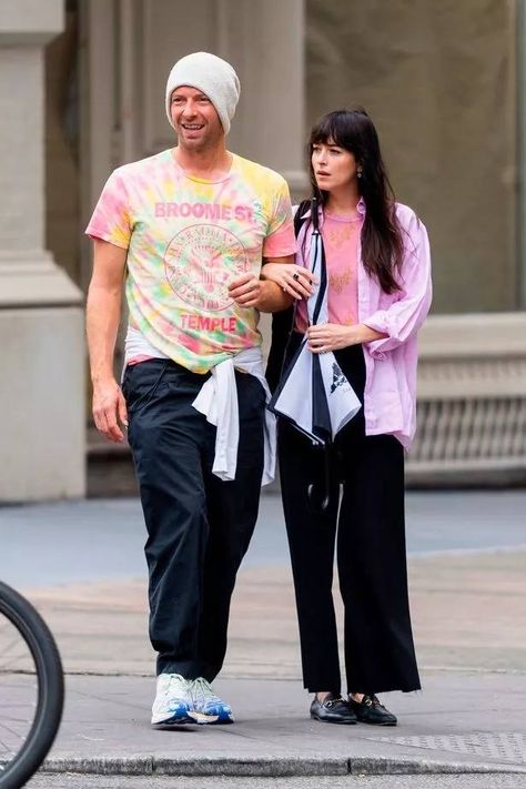 Dakota Johnson Street Style, Dakota Jhonson, Dakota Style, Dakota Mayi Johnson, Dakota Johnson Style, Melanie Griffith, Don Johnson, Chris Martin, Fashion Victim