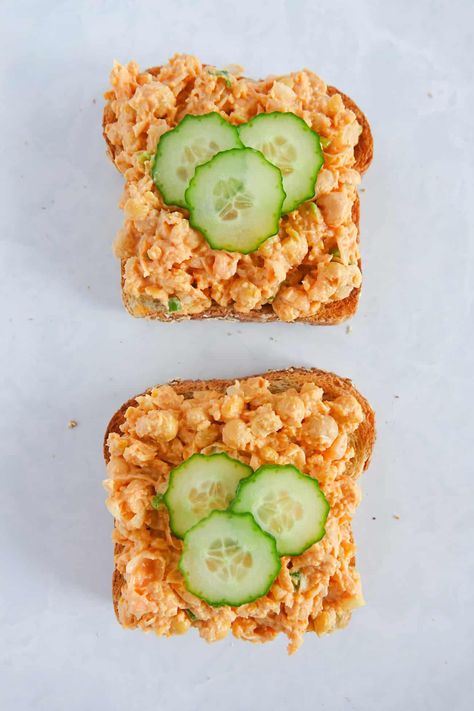 Vegetarian Lunch Ideas For Work, Lunch Ideas To Pack, Vegetarian Lunch Ideas, Chickpea Mash, Easy Meal Prep Lunches, Easy Healthy Lunch Recipes, Chickpea Salad Sandwich, Chicken Salad Recipe Easy, Sandwich Wrap