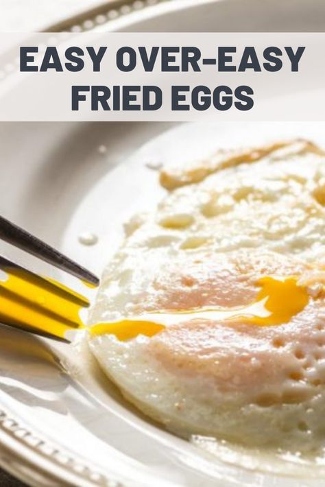 Liquid Breakfast, Eggs Over Easy, Fried Egg Recipes, Perfect Fried Egg, Ways To Cook Eggs, Dippy Eggs, Easy Egg Recipes, Over Easy Eggs, Fried Eggs