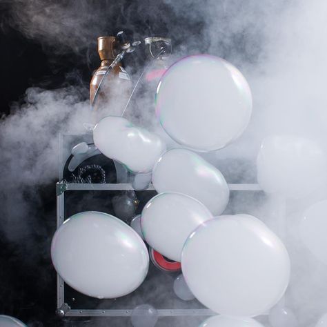 Bompas & Parr on Instagram: “B&P's #orange #flavoured mist  #bubbles 📷 @nathanpask” Bompas And Parr, Grey Goose, Interactive Installation, Instagram B, Bubble Lights, Metal Texture, Wine And Dine, Beautiful Food, Experiential