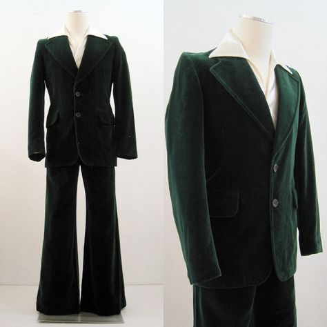 70s 80s Suit Vintage Men's Green Velvet Jacket & Wide Leg Pants Holiday S. Velvet Prom Suit, 70s Suit, 70s Mens Fashion, 80s Suit, 70s Fashion Men, Green Velvet Jacket, Retro Suits, Prom Suit, Outfits 70s