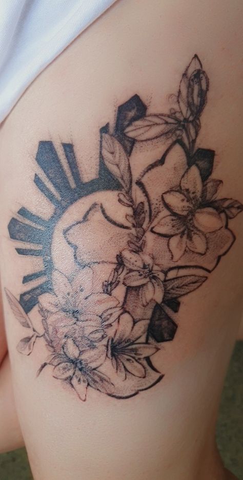 An adapted tattoo from an original found on Pinterest 😊🇵🇭 Filipino Sun And Flower Tattoo, Filipino Flower Tattoo, Filipino Flower, Sampaguita Flower, Philippine Sun, Filipino Tattoo, Filipino Tattoos, Filipino Art, Sun Tattoo